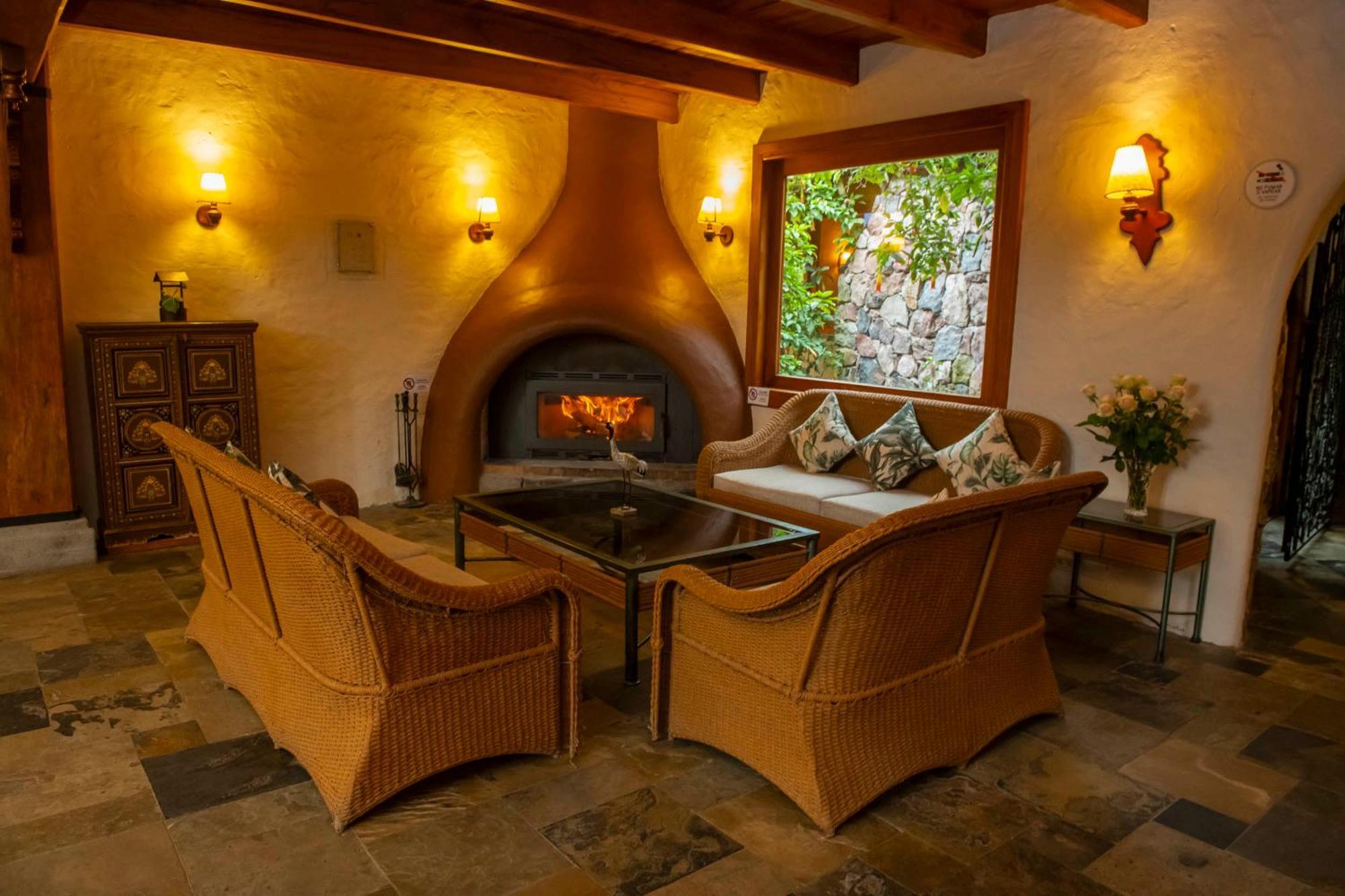 Termas De Papallacta Ngoại thất bức ảnh Interior of the Inn at the Quinta de San Marcos