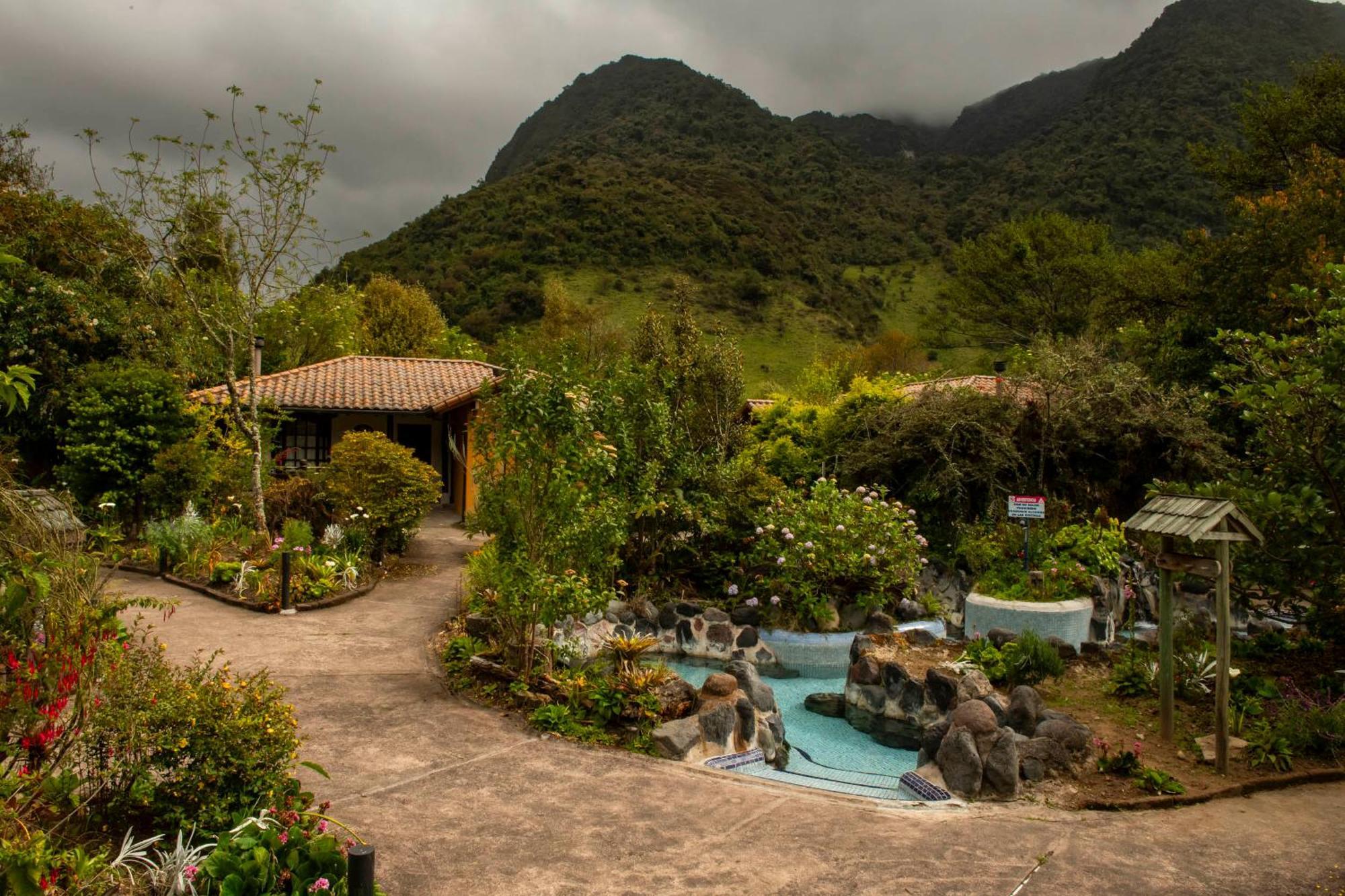 Termas De Papallacta Ngoại thất bức ảnh Hot springs in Baños