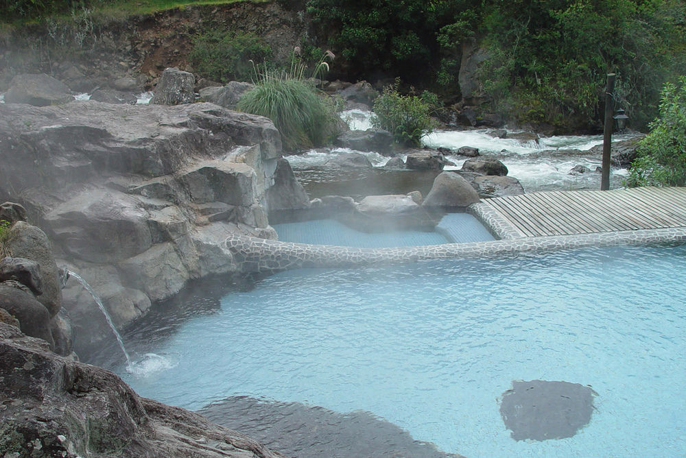 Termas De Papallacta Ngoại thất bức ảnh Hot springs in Ōfu, Ōita Prefecture