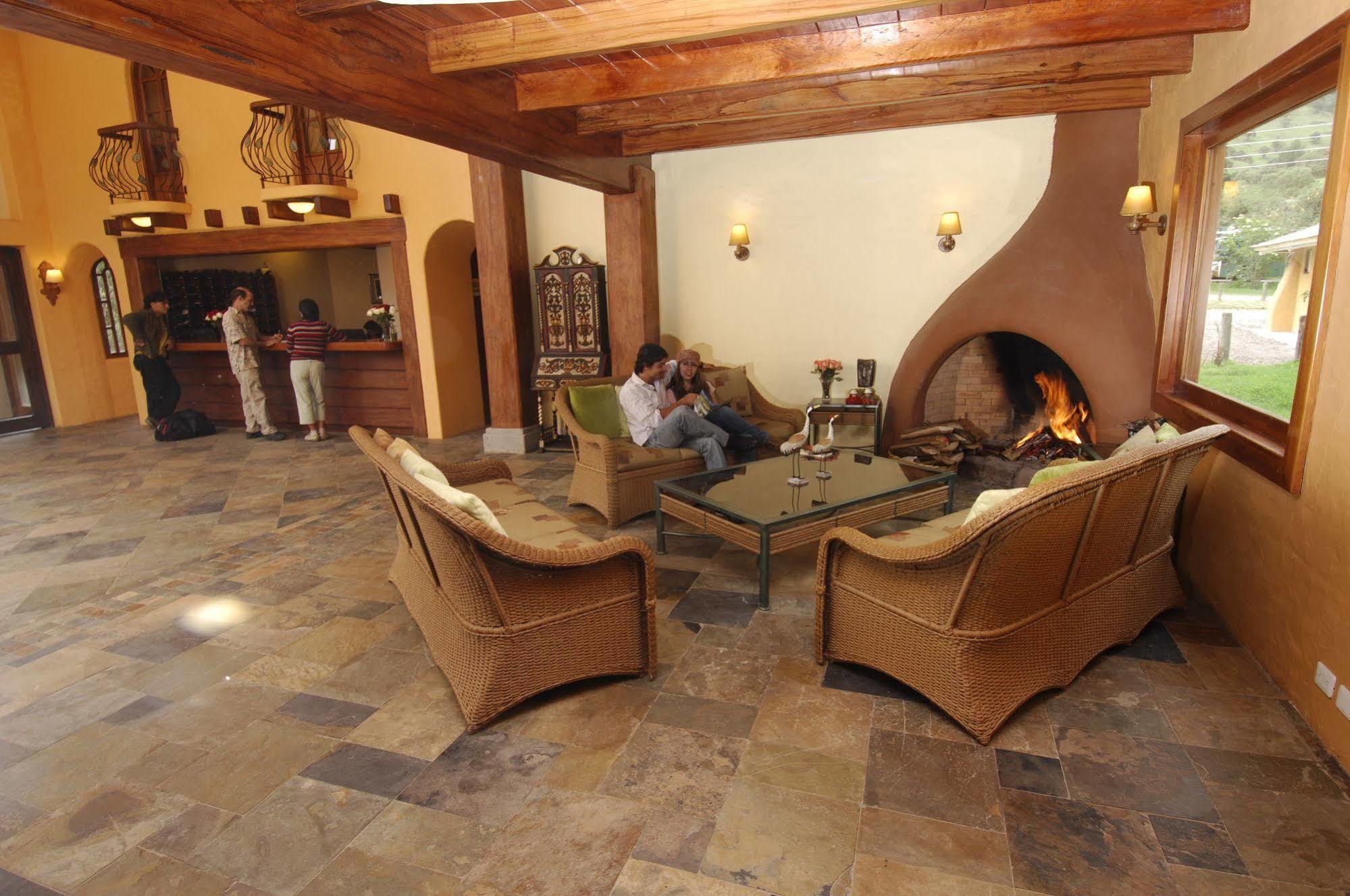 Termas De Papallacta Ngoại thất bức ảnh The lobby of the hotel